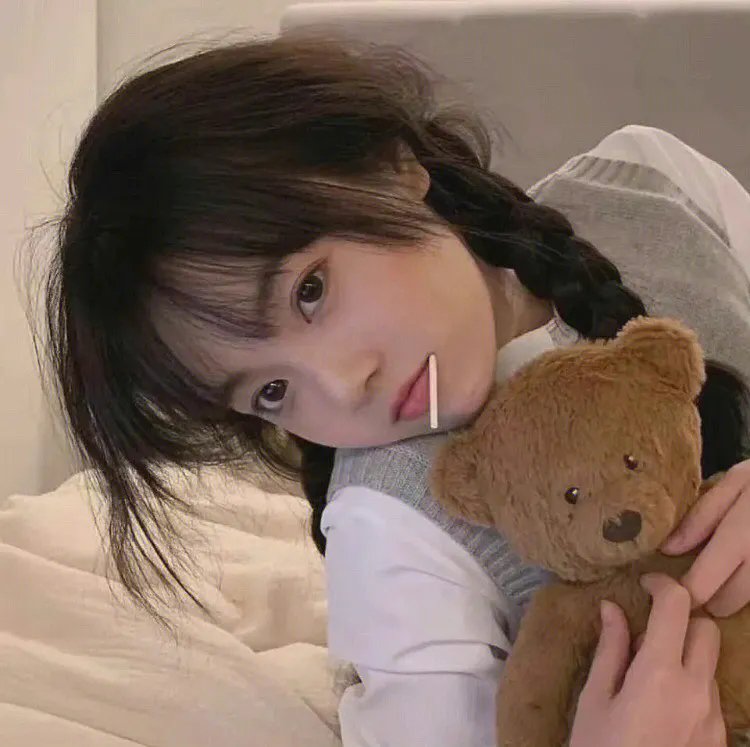 彩凤云裳